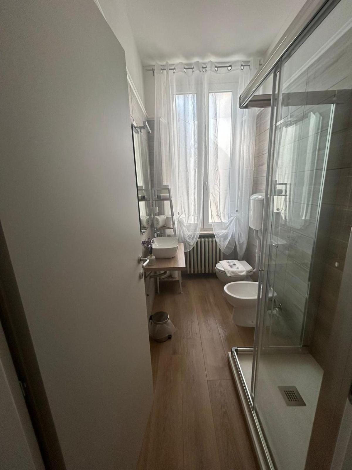 Chambre Triple avec Salle de Bains Privative
