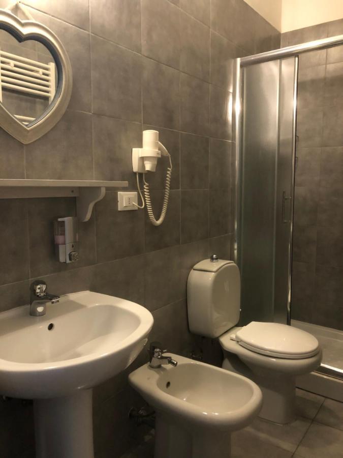 Single Room Private Bathroom