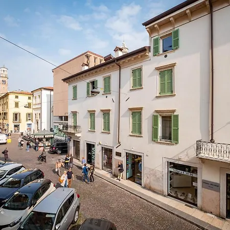 Il Salotto Del Conte-2