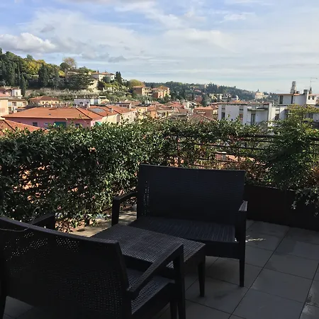 Nuova Opera Rooms & Apartments-3